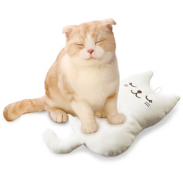 Marukan Cat Bed Warm-Feeling Cat-Shaped Cushion White