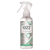 1022 Green Pet Care Natural Dry Clean Spray with Marine Collagen For Dogs & Cats 150ml