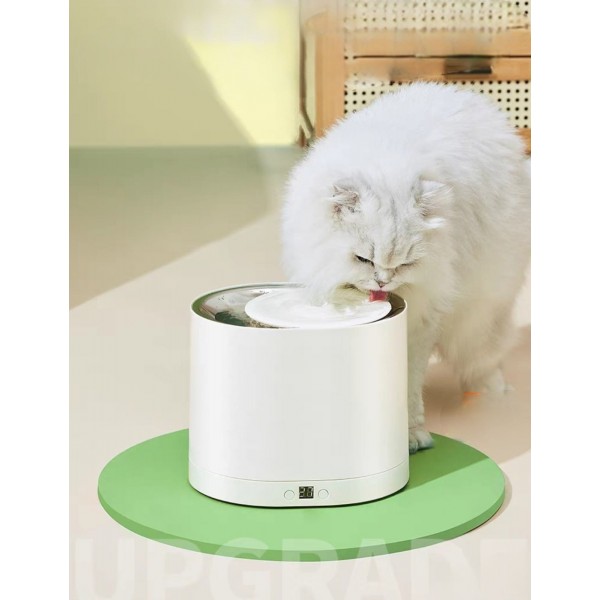 Tom Cat Pakeway Stainless Steel Drinking Fountain 1.8L White